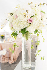 Centerpieces (weddings and events)